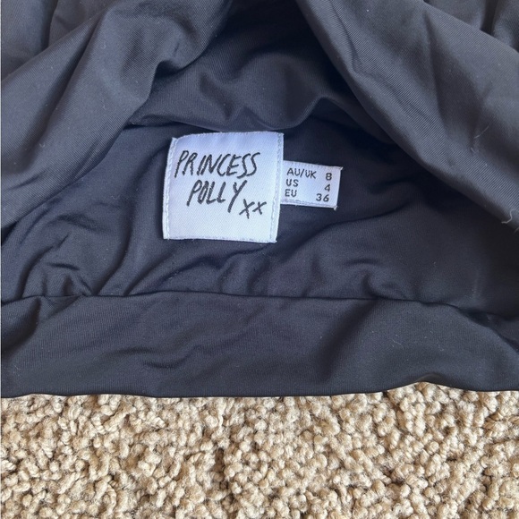 Princess Polly Halter Top | Size 4 - Picture 4 of 7